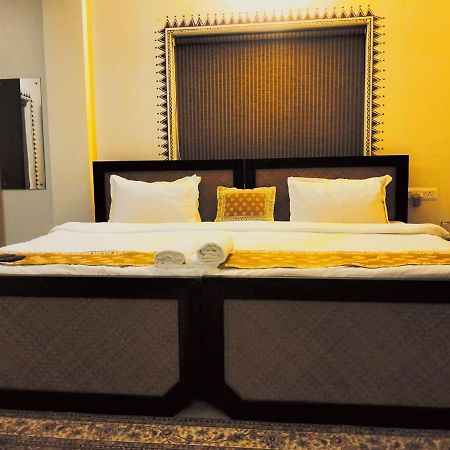 Hotel Kolam Shānti Niketan Extérieur photo