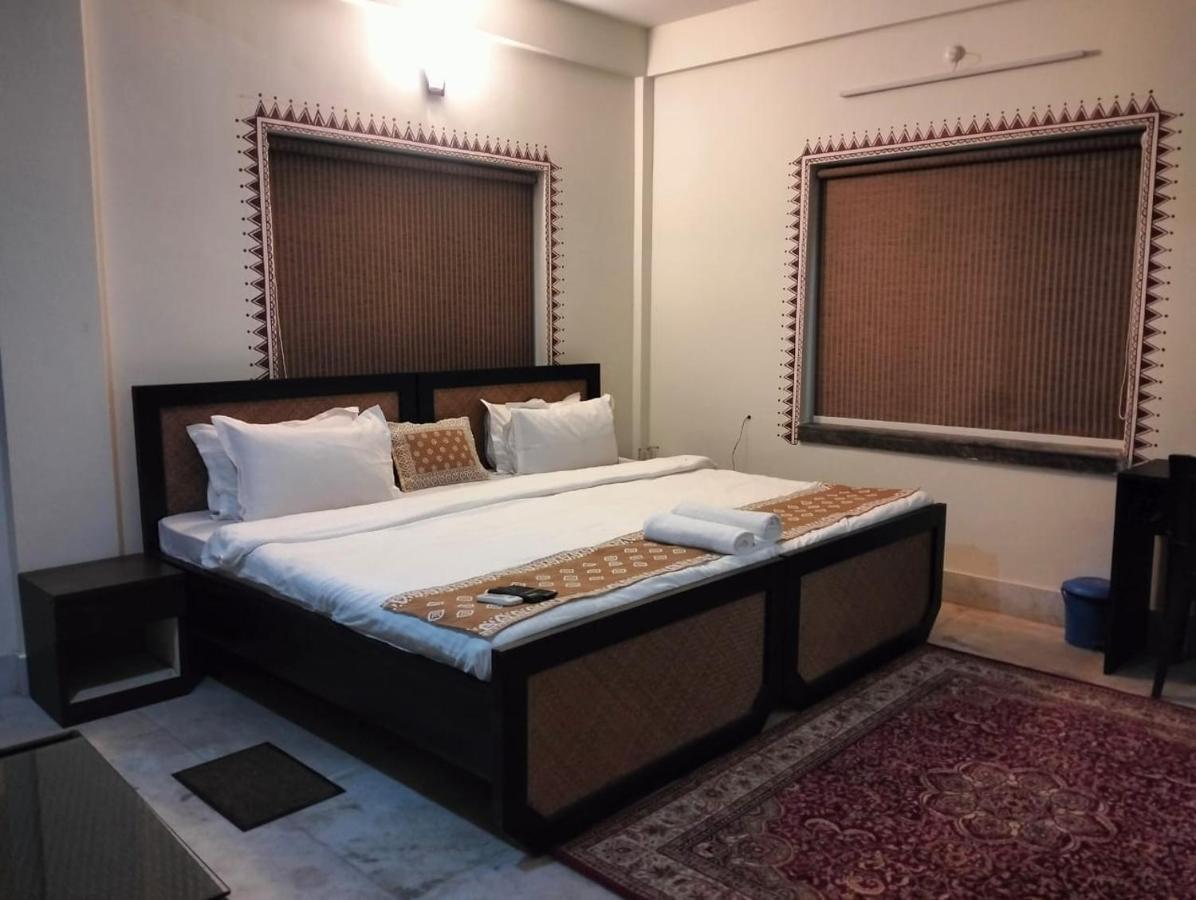 Hotel Kolam Shānti Niketan Extérieur photo